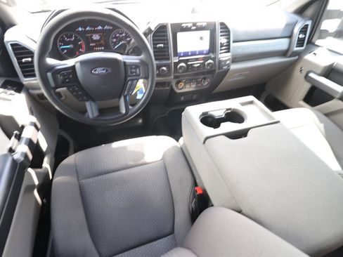 Used 2022 Ford F250 XLT w/ FX4 Off-Road Package image 6