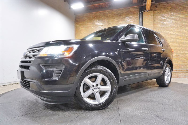 Used 2019 Ford Explorer 4WD w/ Class III Trailer Tow Package image 1