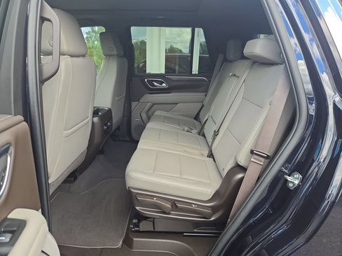 Used 2023 Chevrolet Tahoe LT AWD/4WD image 11