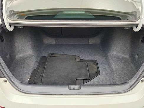 Used 2018 Honda Accord EX-L image 20