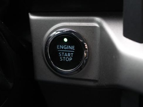 Used 2022 Ford F150 XLT w/ Equipment Group 302A High AWD/4WD image 15