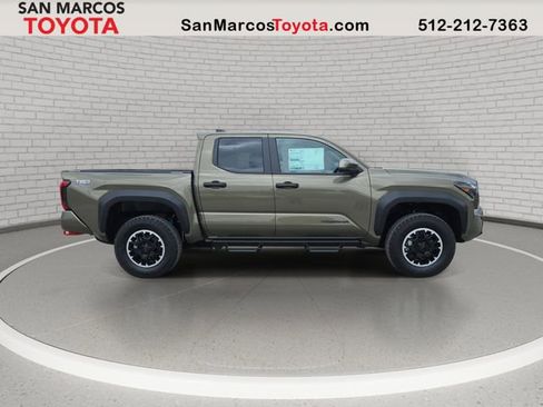 New 2026 Toyota Tacoma TRD Off-Road AWD/4WD image 4