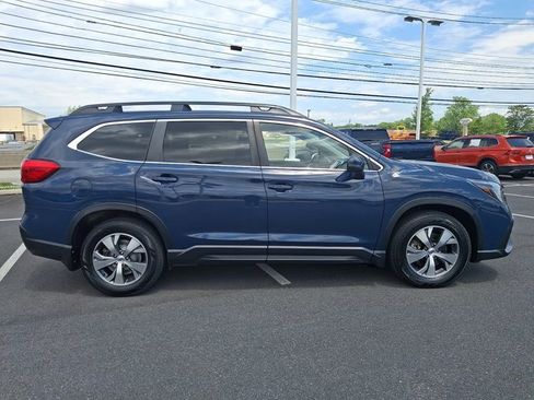Used 2023 Subaru Ascent Premium w/ Convenience Package AWD/4WD image 7