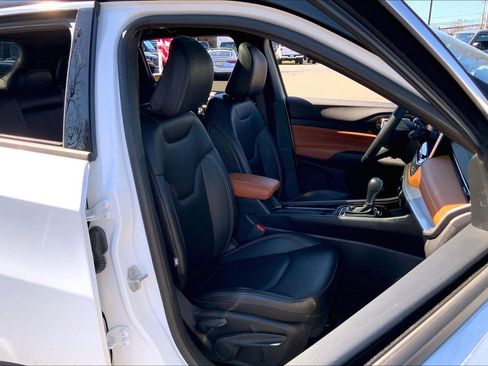 Used 2025 Jeep Compass Limited w/ Sun & Sound Group image 7