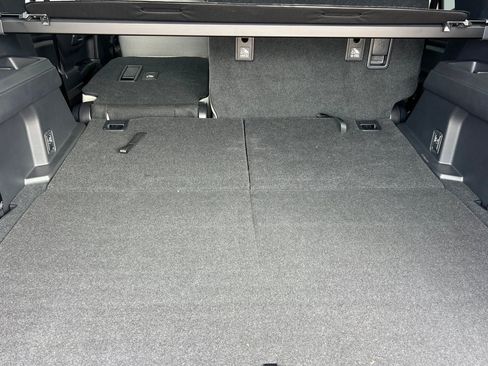 New 2026 Toyota 4Runner SR5 RWD image 18