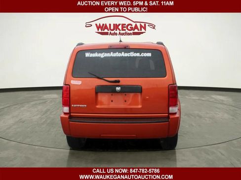 Used 2008 Dodge Nitro SXT image 5