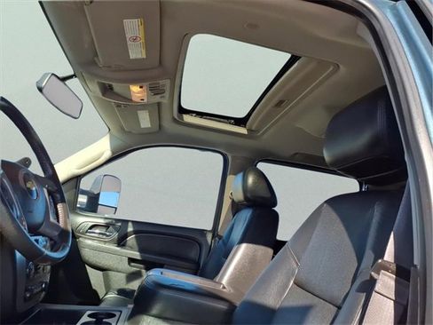 Used 2014 Chevrolet Silverado 3500 LTZ w/ LTZ Plus Package image 17