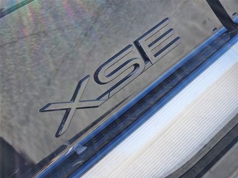 New 2026 Toyota Prius Plug-In Hybrid image 8