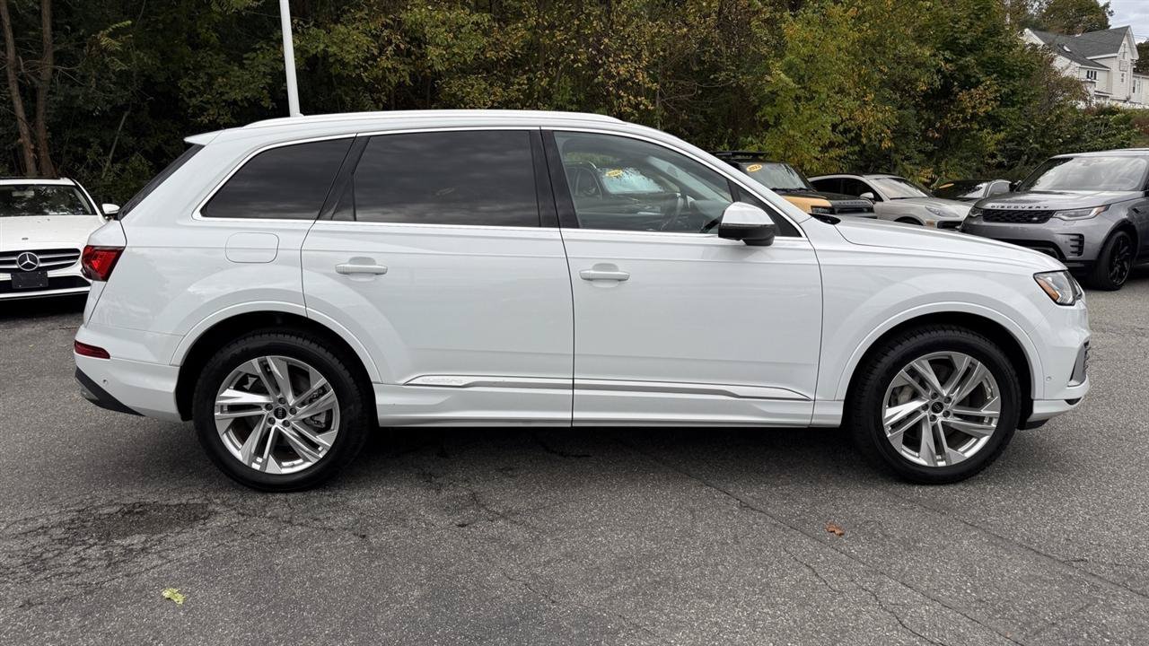 Used 2023 Audi Q7 2.0T Premium Plus w/ Premium Plus Package AWD/4WD image 19