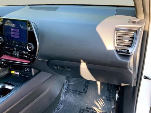Used 2023 Lexus NX 250 FWD image 19