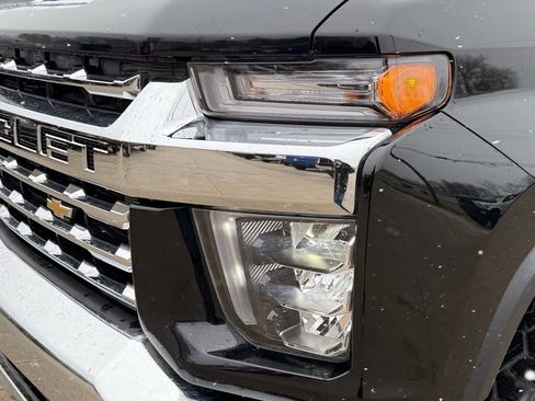 Used 2020 Chevrolet Silverado 2500 LTZ w/ LTZ Convenience Package image 22