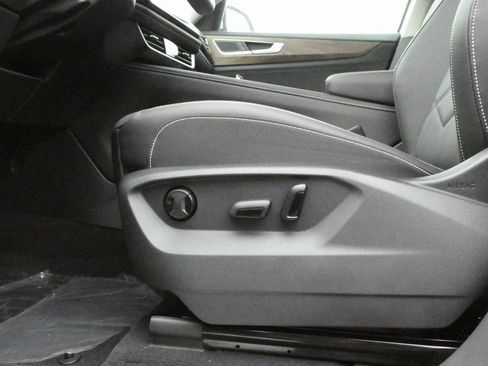 New 2026 Volkswagen Atlas SE AWD/4WD image 8