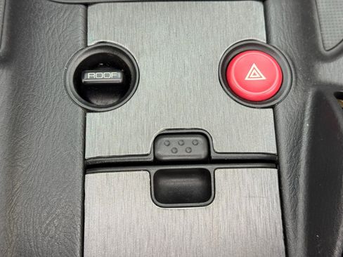 Used 2005 Honda S2000 image 26