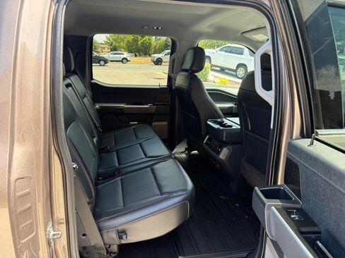 Used 2021 Ford F150 Lariat w/ Equipment Group 502A High AWD/4WD image 6