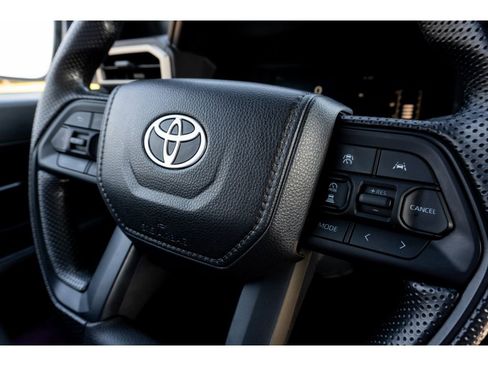 Certified 2025 Toyota Tacoma SR5 image 26