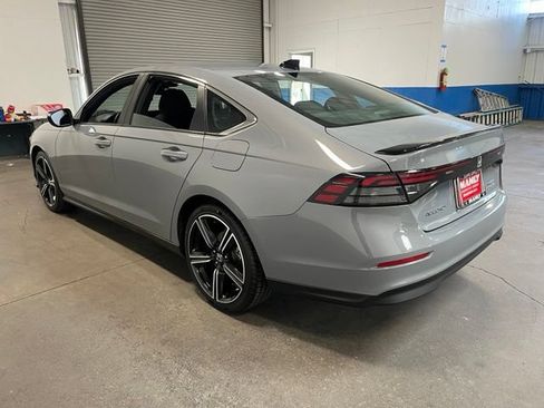 Used 2024 Honda Accord Sport image 5