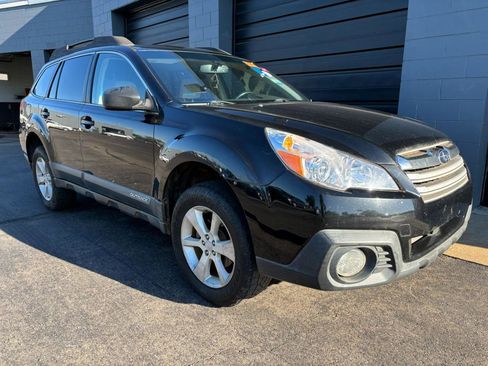 Used 2013 Subaru Outback 2.5i Premium image 2