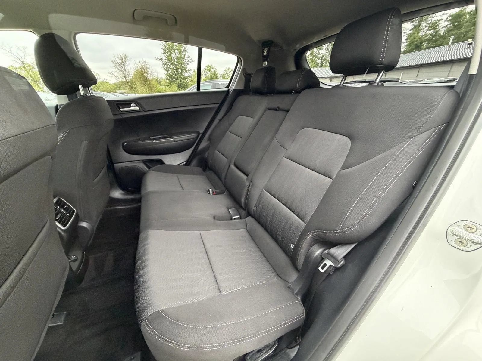 Used 2017 Kia Sportage LX AWD/4WD image 17