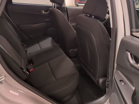 Used 2023 Hyundai Kona SEL w/ Convenience Package image 12