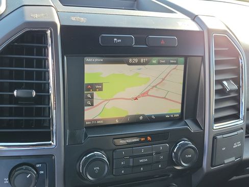 Used 2015 Ford F150 XLT w/ Equipment Group 301A Mid image 11