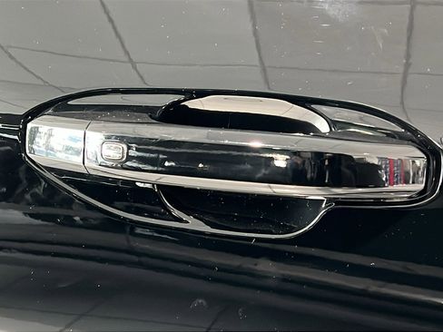New 2024 Chevrolet Silverado EV RST image 5