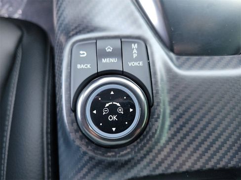 Used 2024 Nissan GT-R Premium w/ Premium Interior Package image 15