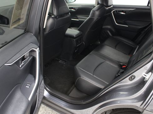 Used 2023 Toyota RAV4 XLE Premium FWD image 28