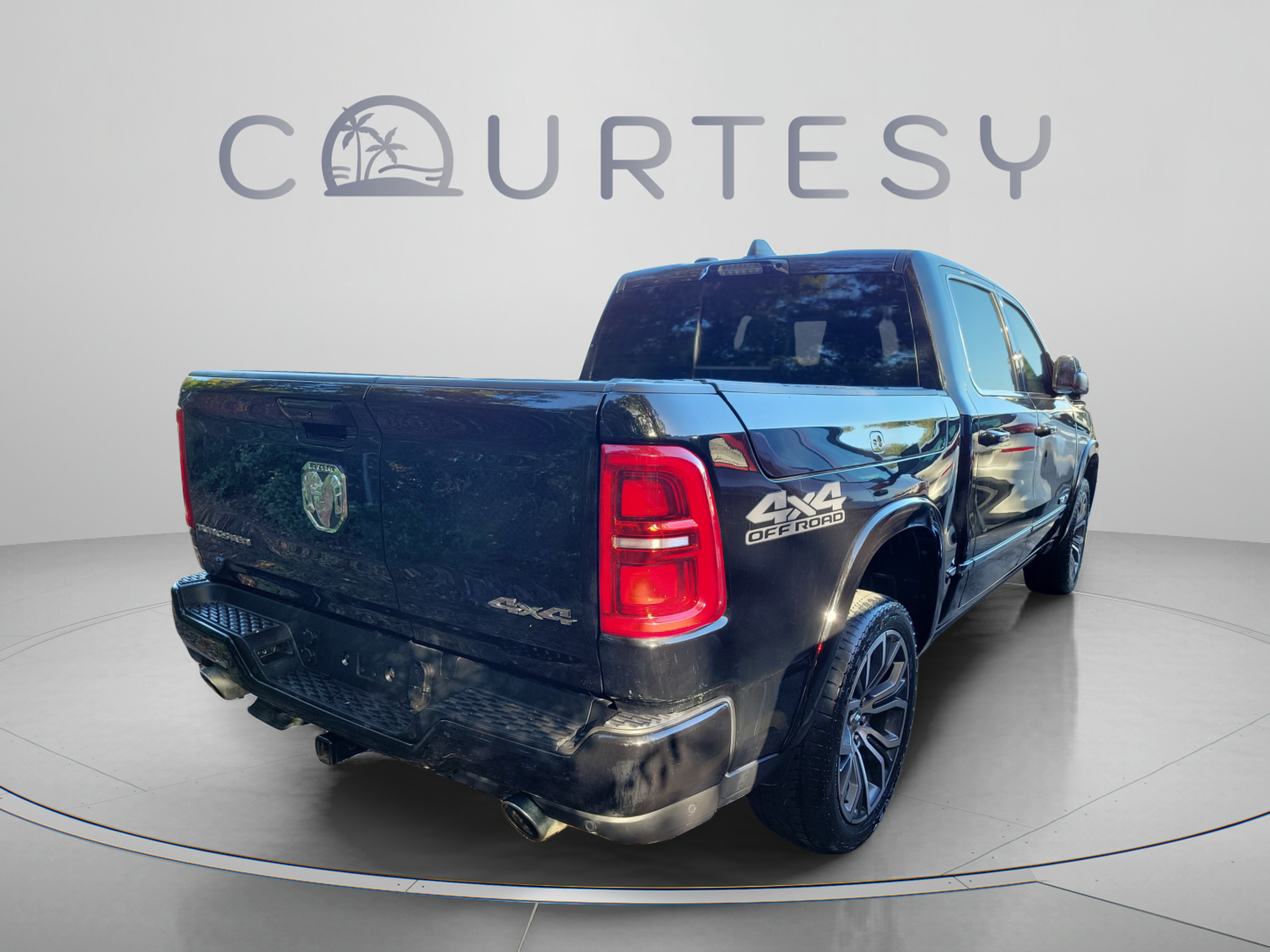 Used 2025 RAM 1500 Tungsten w/ Off Road Group AWD/4WD image 3