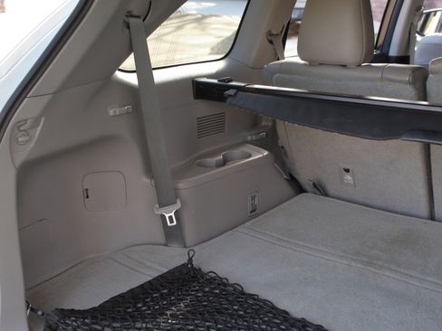 Used 2017 Toyota Highlander XLE image 42