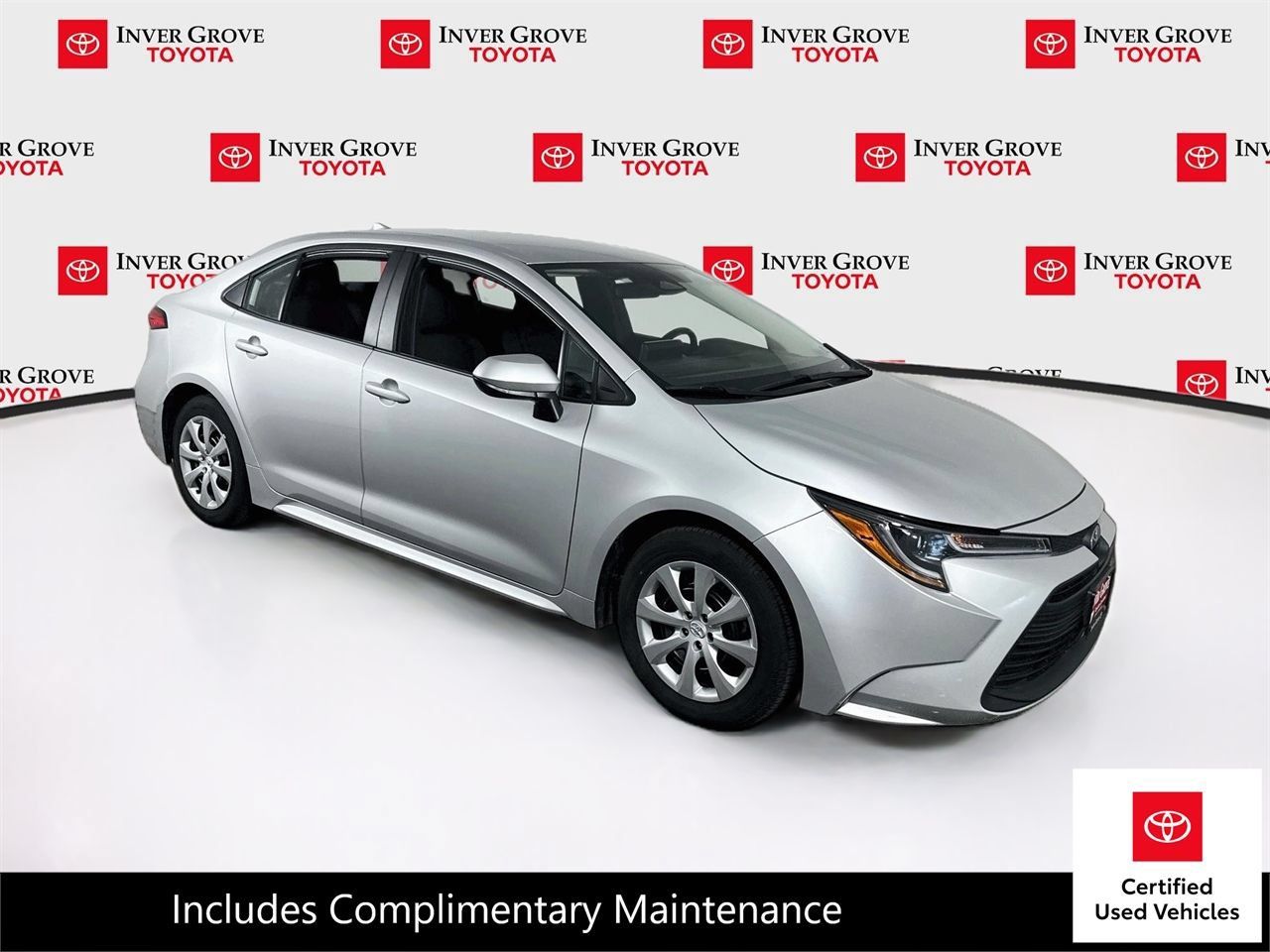 Certified 2025 Toyota Corolla LE FWD image 3
