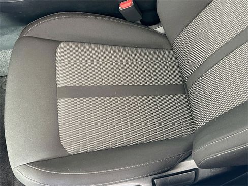 Certified 2024 Kia Sorento LX image 19