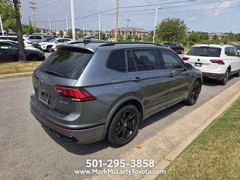 Used 2023 Volkswagen Tiguan SE R-Line FWD image 5