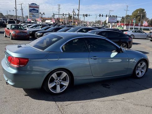 Used 2009 BMW 335i Convertible image 11