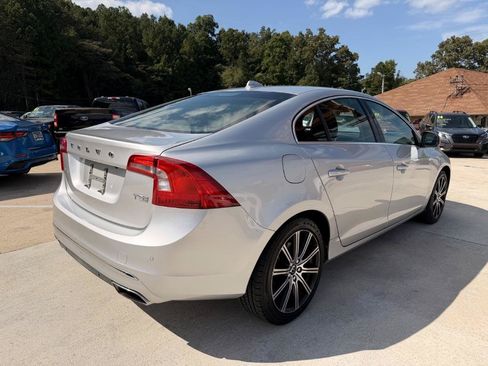 Used 2018 Volvo S60 T5 Inscription FWD image 16
