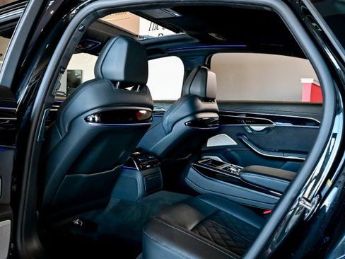 Used 2022 Audi S8 w/ S8 Comfort Plus Package image 19