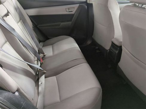 Used 2015 Toyota Corolla LE image 21