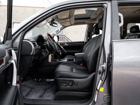 Used 2015 Lexus GX 460 w/ Premium Package AWD/4WD image 4