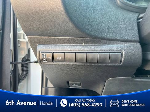 Used 2026 Toyota Corolla LE FWD image 27