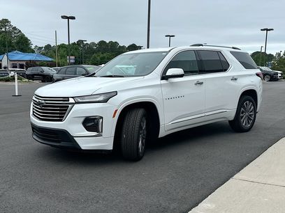 Used 2023 Chevrolet Traverse Premier w/ LPO, Floor Liner Package
