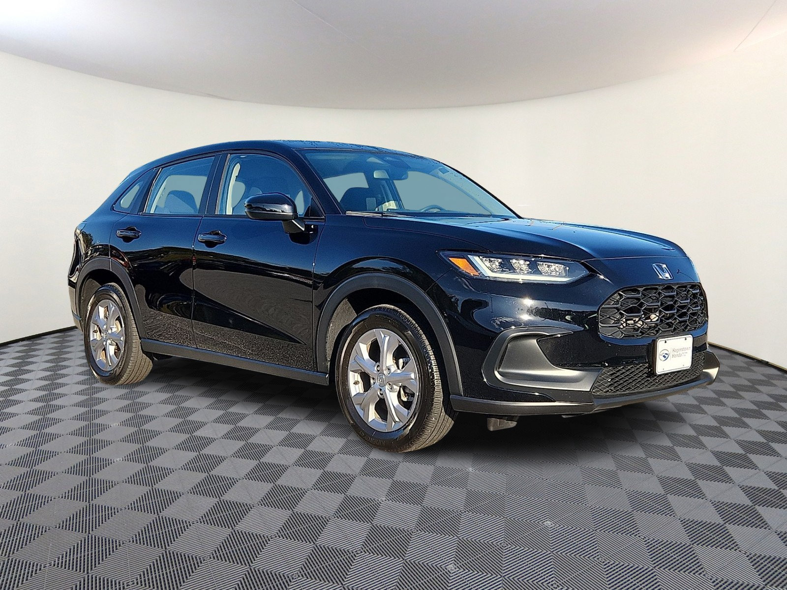 Used 2024 Honda HR-V LX image 1