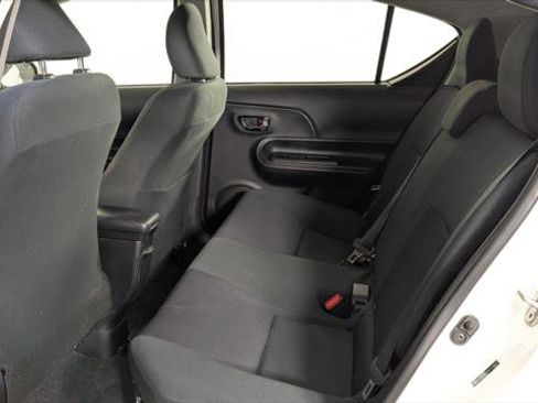 Used 2016 Toyota Prius C Two image 16