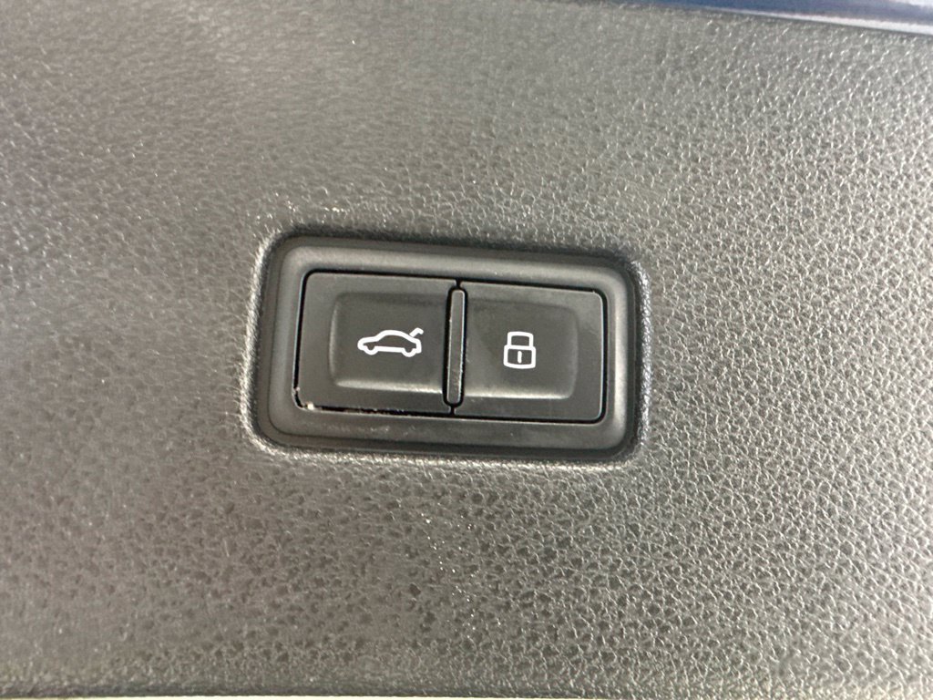 Certified 2022 Audi SQ8 Premium Plus AWD/4WD image 24