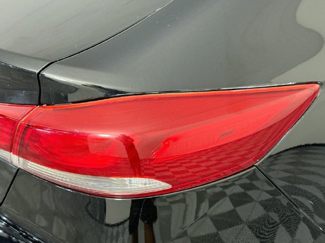 Used 2018 Hyundai Elantra SEL FWD image 30