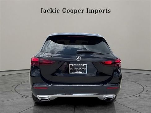 New 2025 Mercedes-Benz GLA 250 image 5