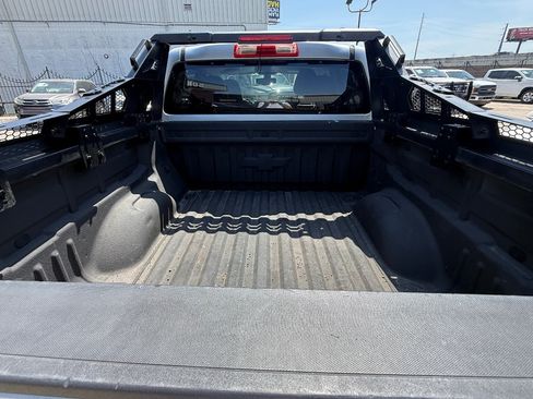 Used 2018 Chevrolet Colorado Z71 RWD image 6