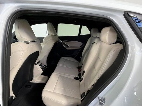 Used 2025 BMW X2 xDrive28i w/ Technology Package image 21