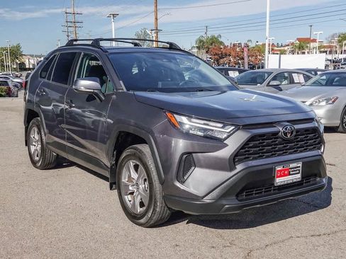 Used 2023 Toyota RAV4 XLE image 3