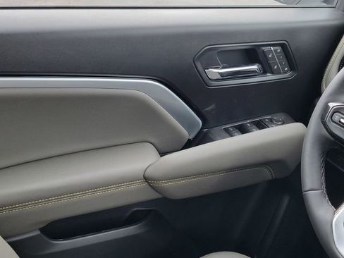 New 2026 Chevrolet Colorado ZR2 AWD/4WD image 22