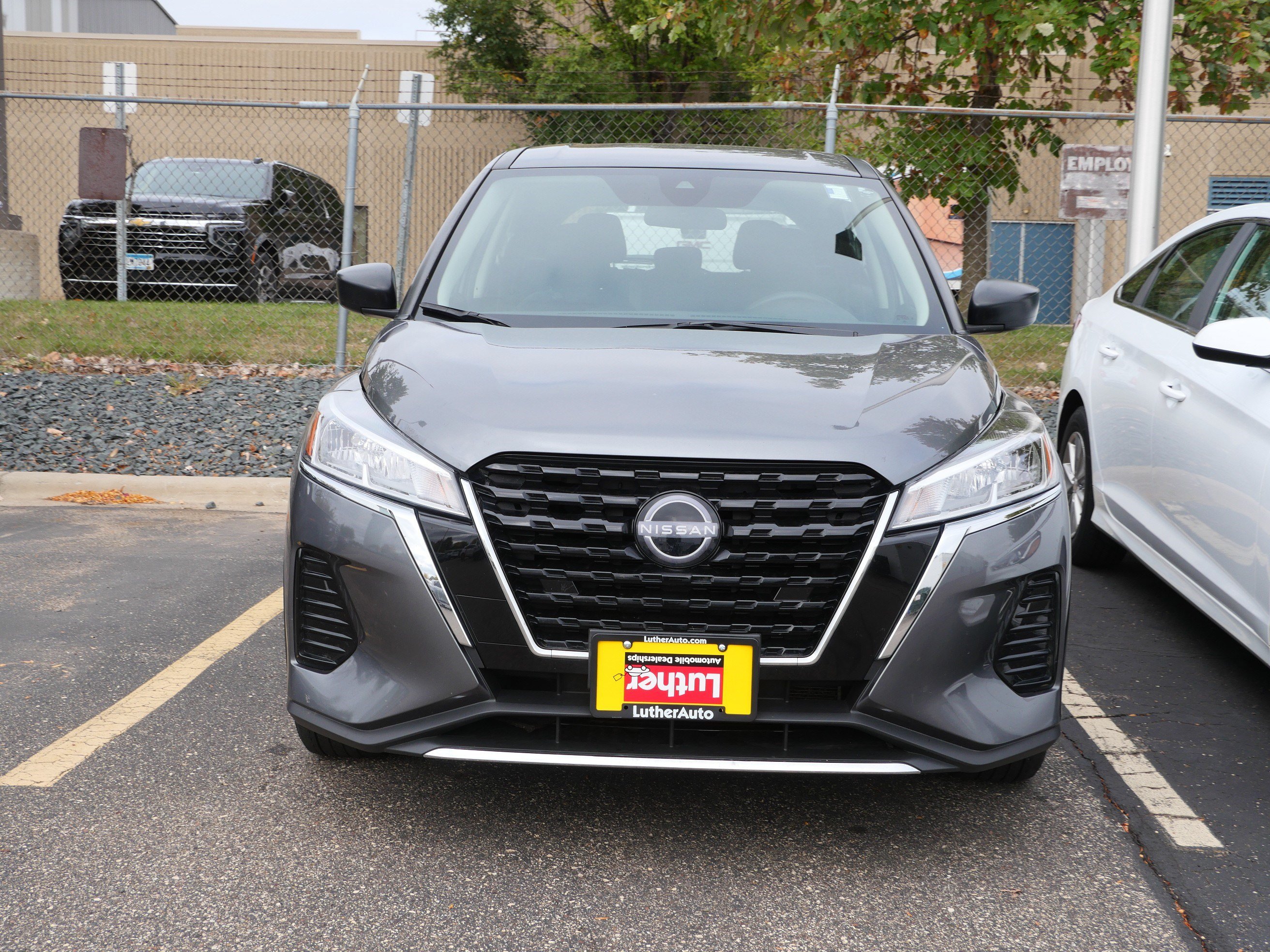Used 2023 Nissan Kicks S FWD image 2