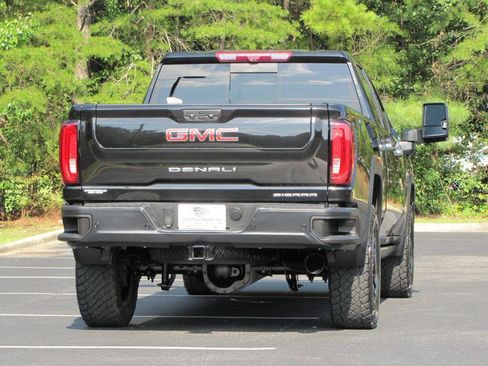 Used 2023 GMC Sierra 3500 Denali w/ Denali Black Diamond Edition AWD/4WD image 10